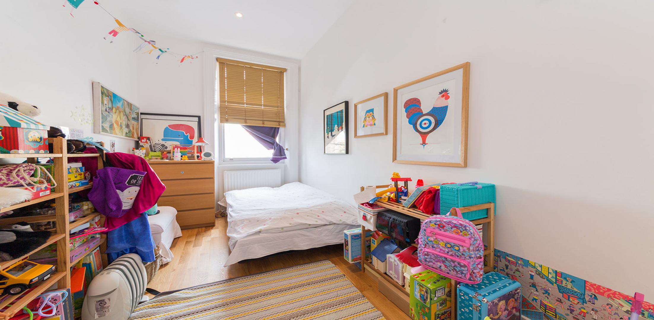 			2 Bedroom, 1 bath, 1 reception Flat			 Broadhurst Gardens, WEST HAMPSTEAD